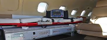 Специализированный самолет для транспортировки кардиологического пациента